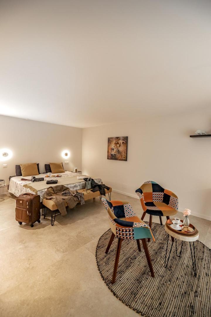 Mas De Ceoulet - De Luxe En Camargue *